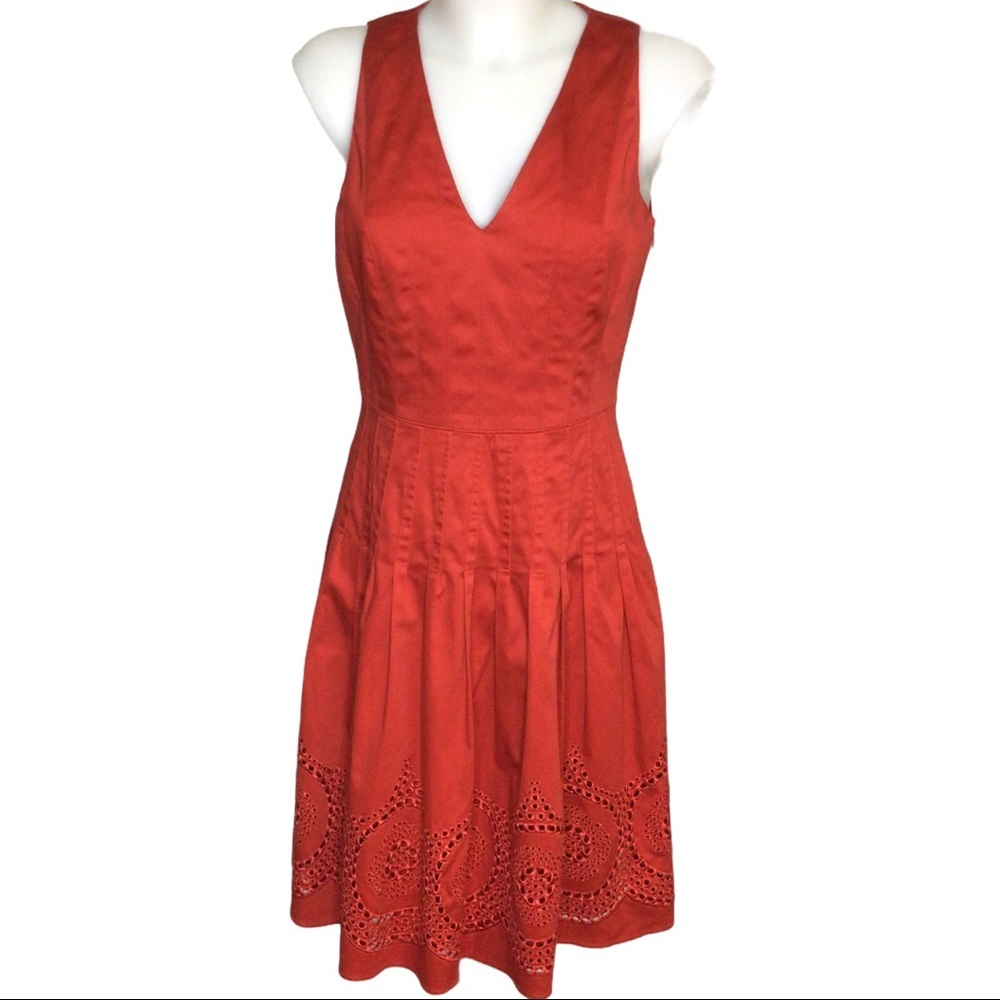 Kay Unger knee length embroidered dress size 4